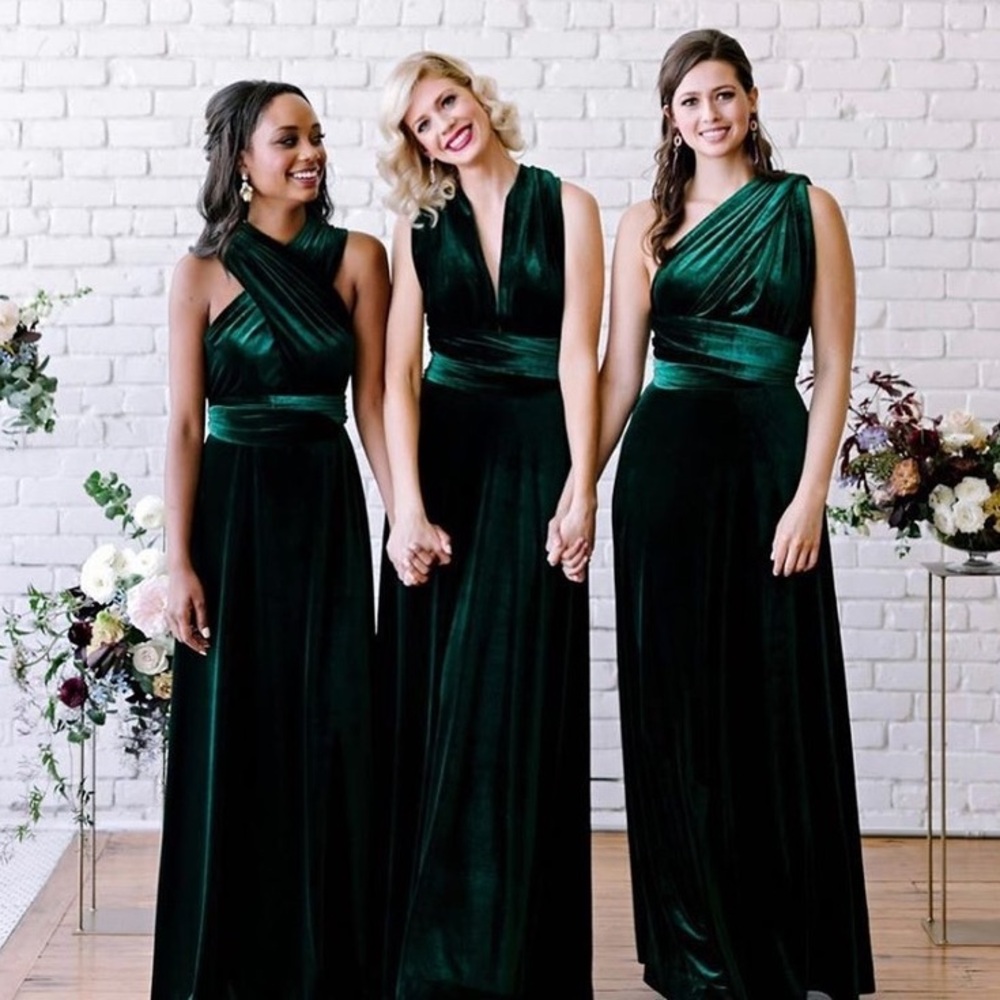 Revelry Micah Convertible Velvet Dress in Emerald Green